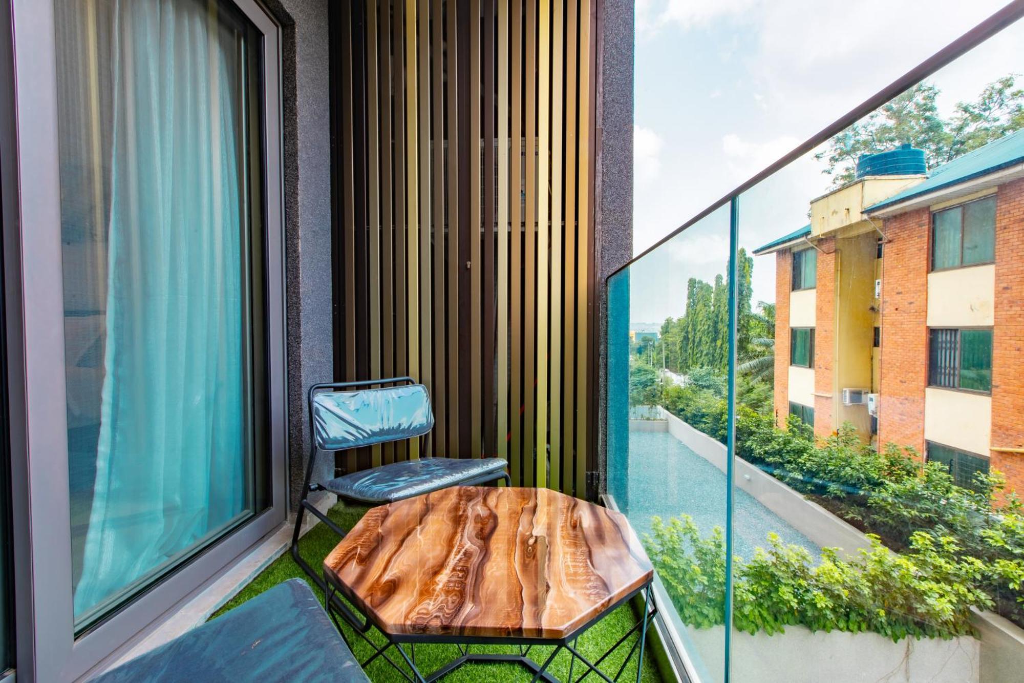 7 Minutes From The Airport - Chic Studio أكرا المظهر الخارجي الصورة